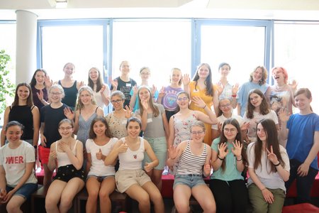Gruppenbild der Teilnehmerinnen des girls@BWINF-Camps in Münster.